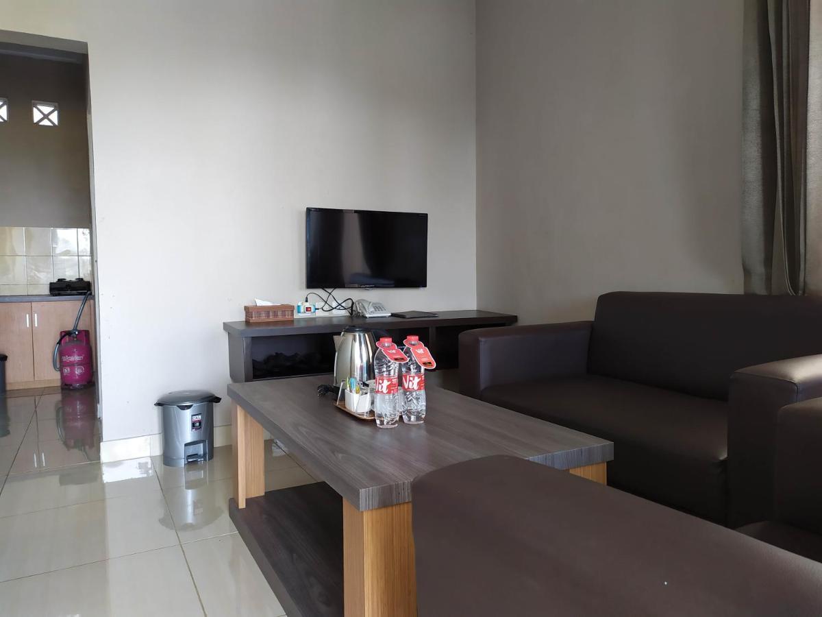 Grand Dian Hotel Guci Тегал Экстерьер фото
